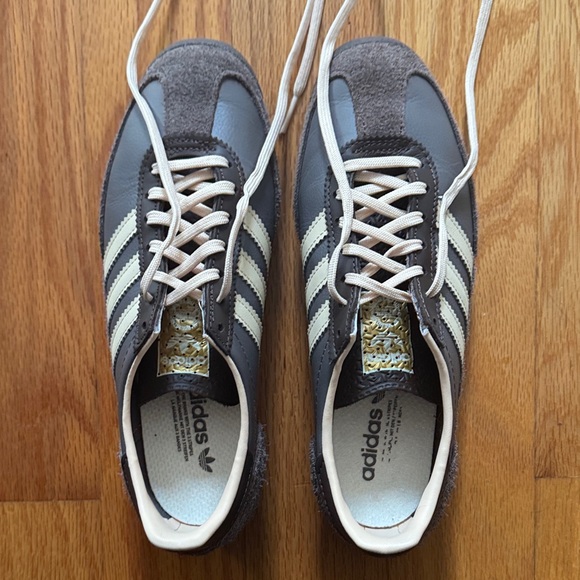 Adidas women’s SL 72 Sneaker Charcoal/Crystal Sand/Brown size 6.5 / 38 - Picture 4 of 10